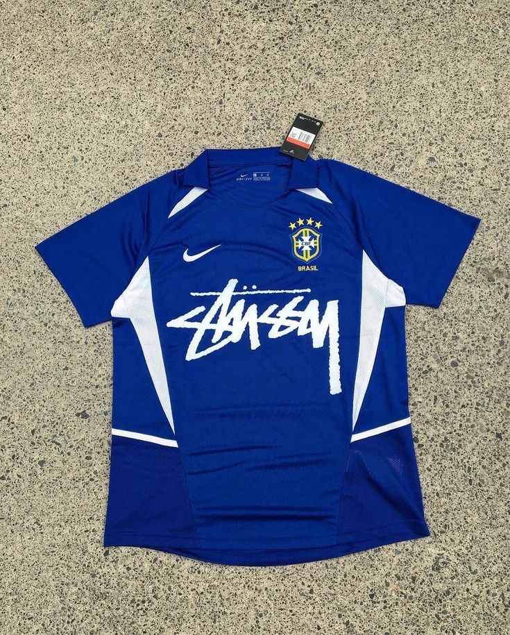 ברזיל 2002 בעיצוב Stussy