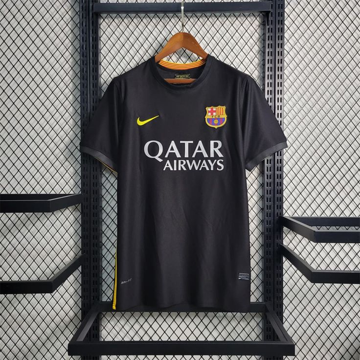 Retro Barcelona football shirt from the 2013/14 season.